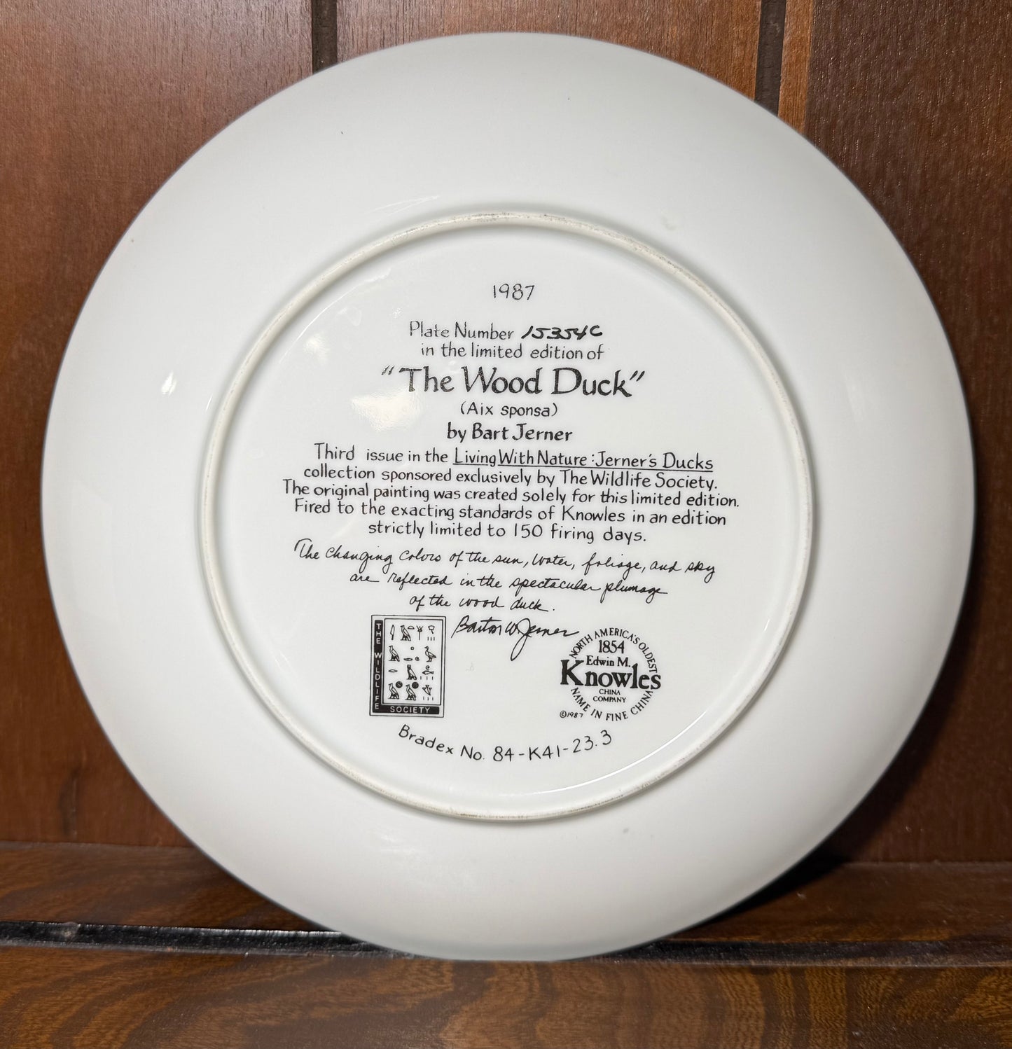 Vintage 1987 Knowles "The Wood Duck" collector plate by Wild Feathered Finds, featuring detailed artwork of a wood duck.