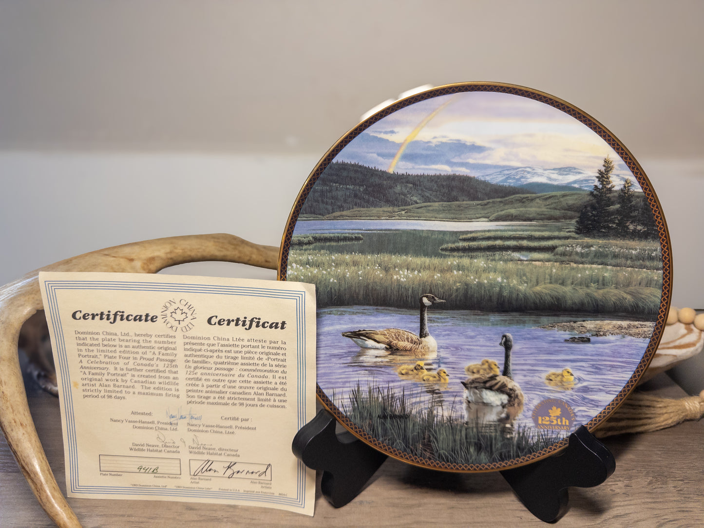 Alan Barnard “A Family Portrait” Canada Goose Collector Plate – Dominion China 1993