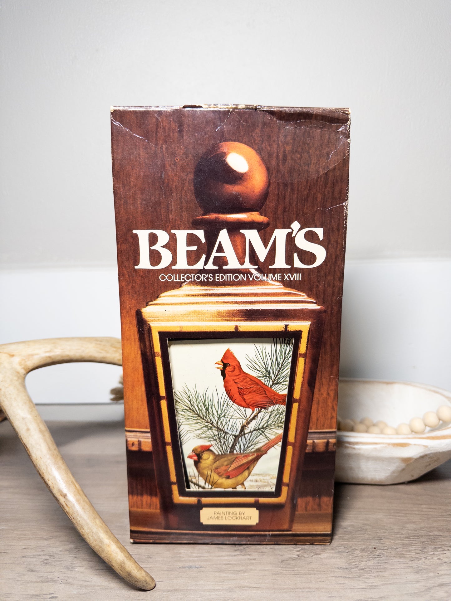 Beam Cardinal Wildlife Ceramic Decanter Bottle James Lockhart w/ Box