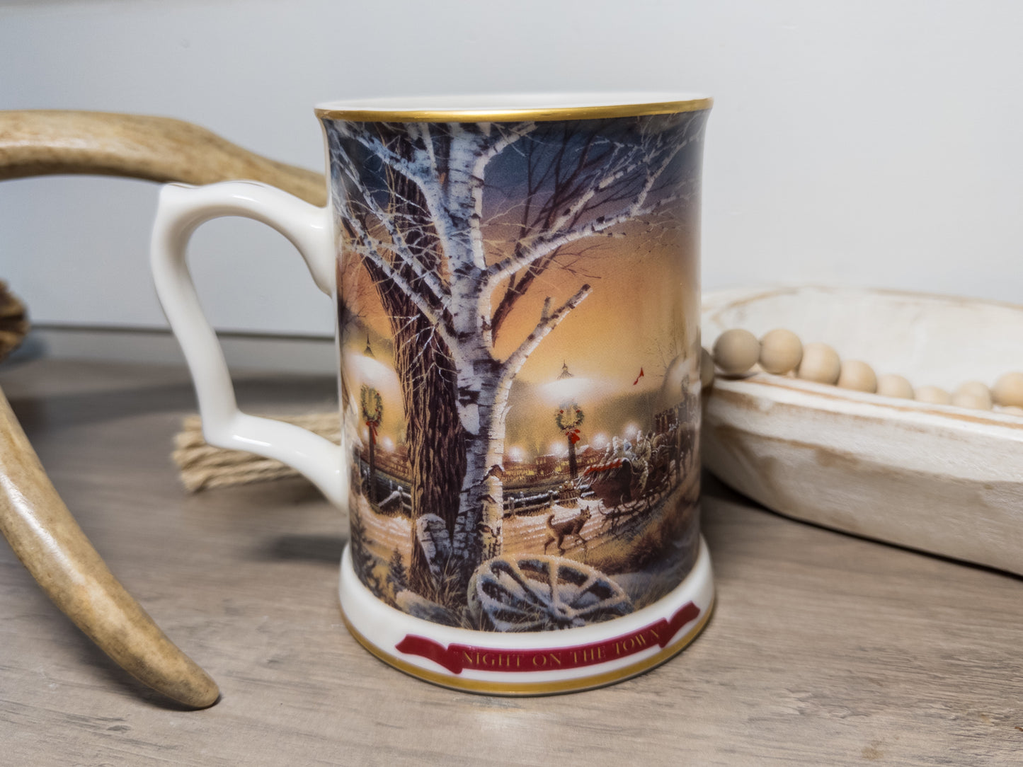 Terry Redlin “Night on the Town” Christmas 1996 Limited Edition Stein – Hadley Collection