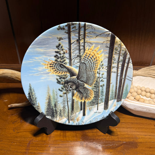 Wild Feathered Finds "Evening Glimmer" Owl Plate by Cynthia Fisher, Spirits of the Sky, W.S. George ceramic with detailed owl design.