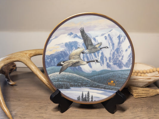 Alan Barnard “The Return Home” Canada Geese Collector Plate – Dominion China 1992