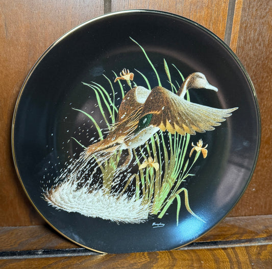 Vintage 1992 W.S. George Taking Wing Duck collector plate by Tommy Humphrey, featuring detailed bird artwork on ceramic.