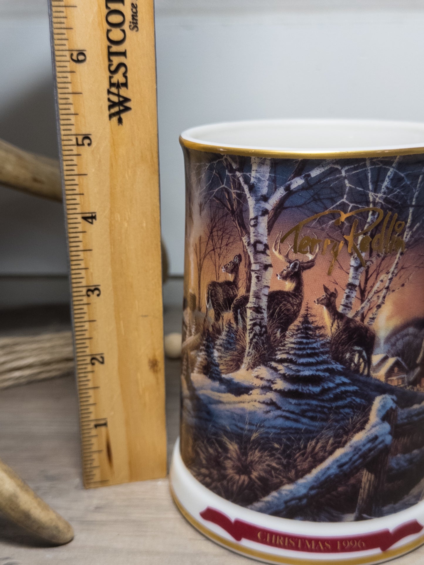 Terry Redlin “Night on the Town” Christmas 1996 Limited Edition Stein – Hadley Collection